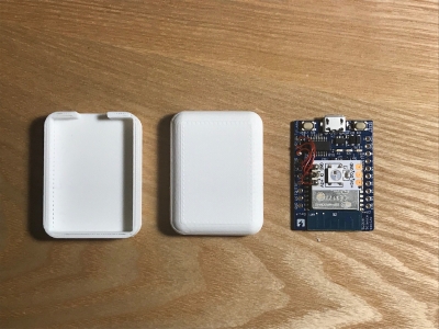 IoTPtalkの筐体とESP8266
